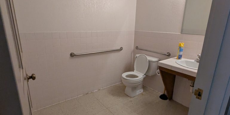 2700 E Sunset Rd Ste 36 (16)