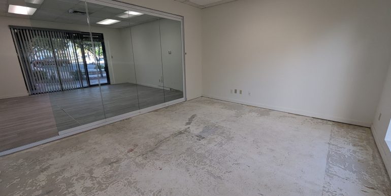 PXL_20250711_142527315.RAW-01.COVER