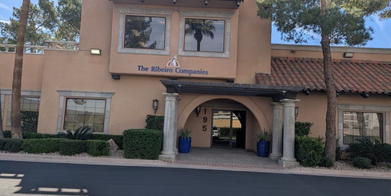 PXL_20251105_175539917.RAW-01.COVER