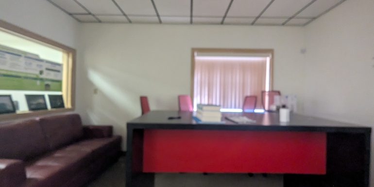 PXL_20251105_180620777.RAW-01.COVER